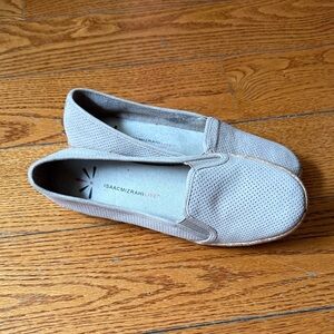 Isaac Mizrahi Gray Slip-On Shoes